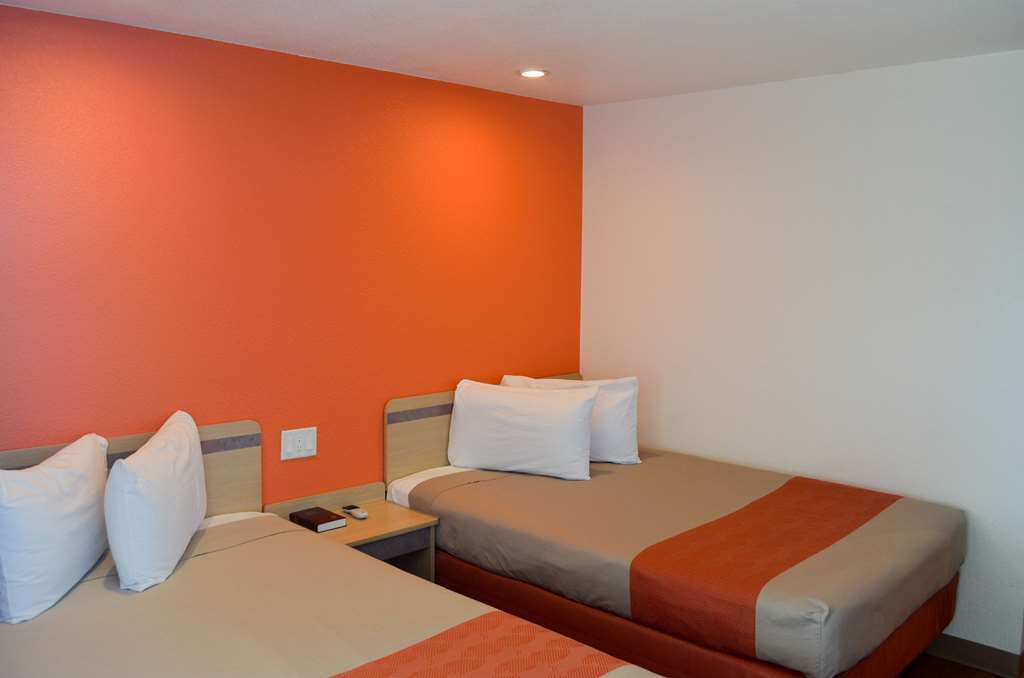 Motel 6 Lost Hills / Buttonwillow Racetrack Oda fotoğraf
